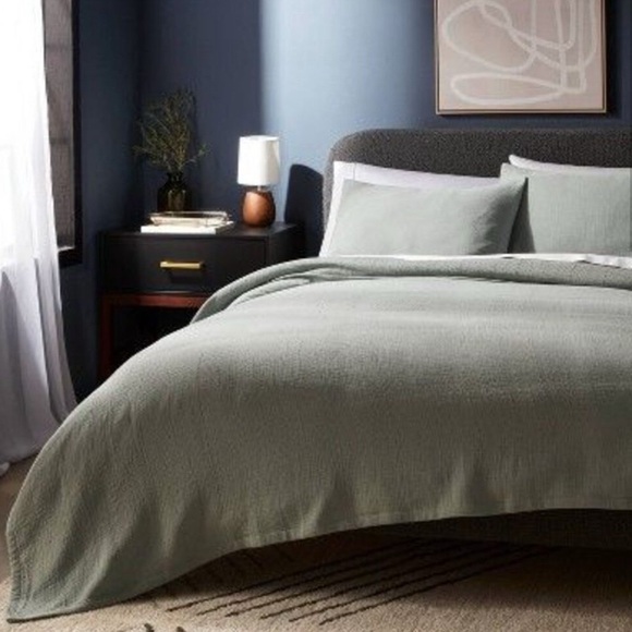 Threshold - Full/Queen Luxe Matelasse
Coverlet Light Teal Green - Picture 3 of 3